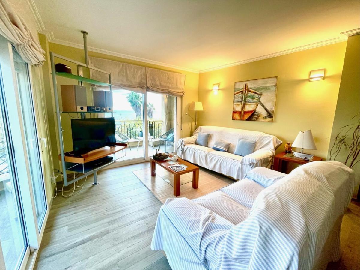 Seahomes Vacations - Nautic Maritime Apt Бланес Экстерьер фото